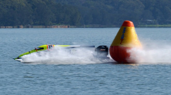 David Trask flying past the mark - - XLR8  Australian F1 Superboats Toukley 2007 © Theo Spykers 